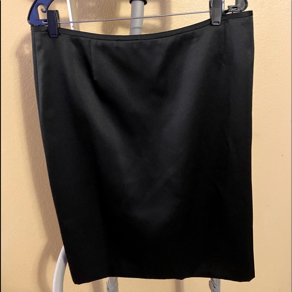 Women’s skirt